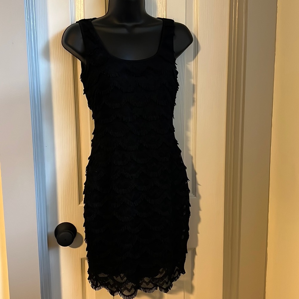 Guess Form Fitting Lace Dress